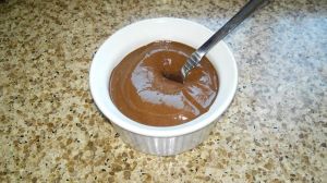 raw chocolate pudding